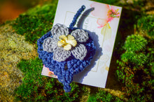 Load image into Gallery viewer, Leaf Brooch Crochet Handmade
