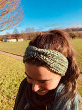 Load image into Gallery viewer, Green knotted crochet Earwarmers
